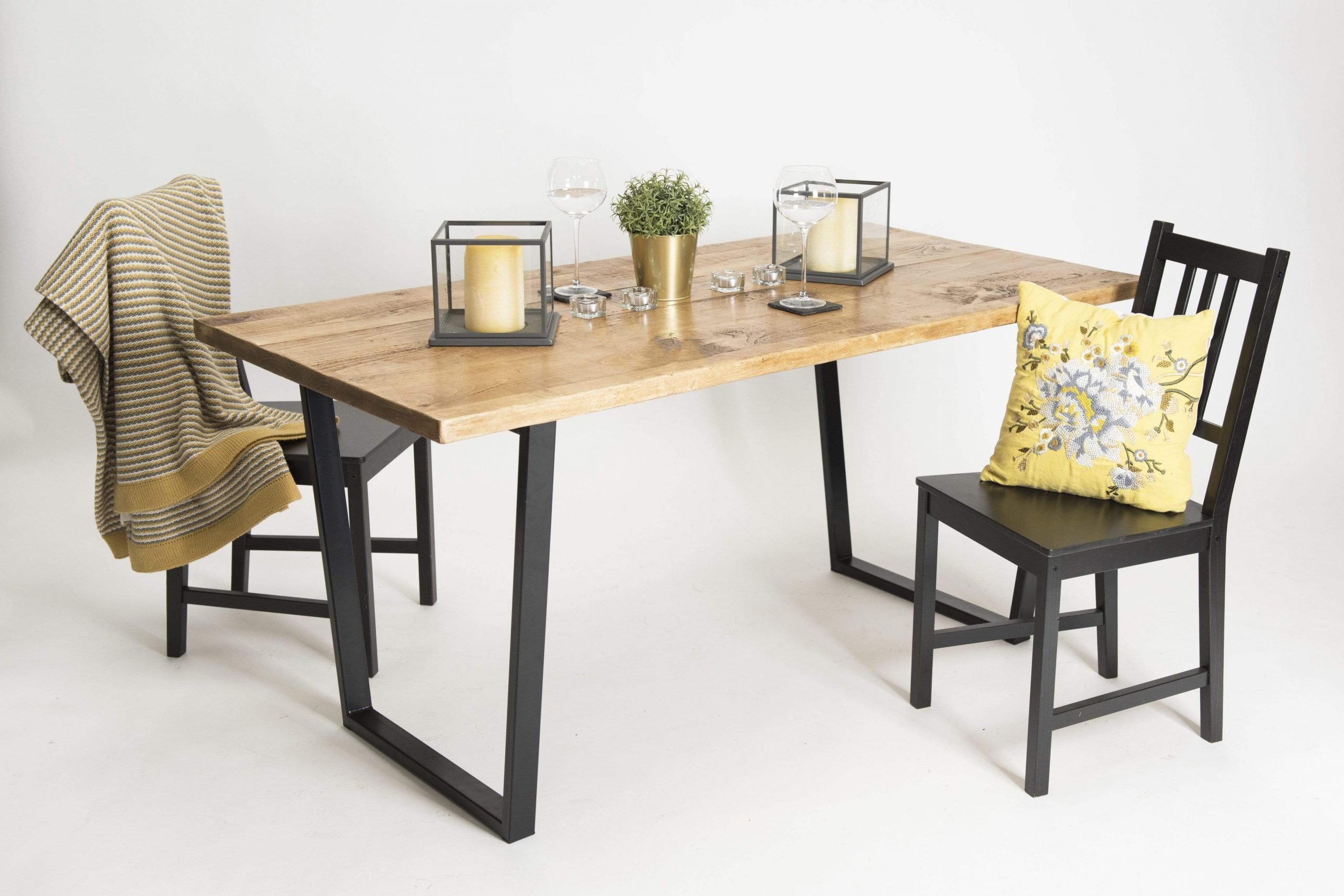 Extendable Industrial Dining Table Trapezium Grain Frame