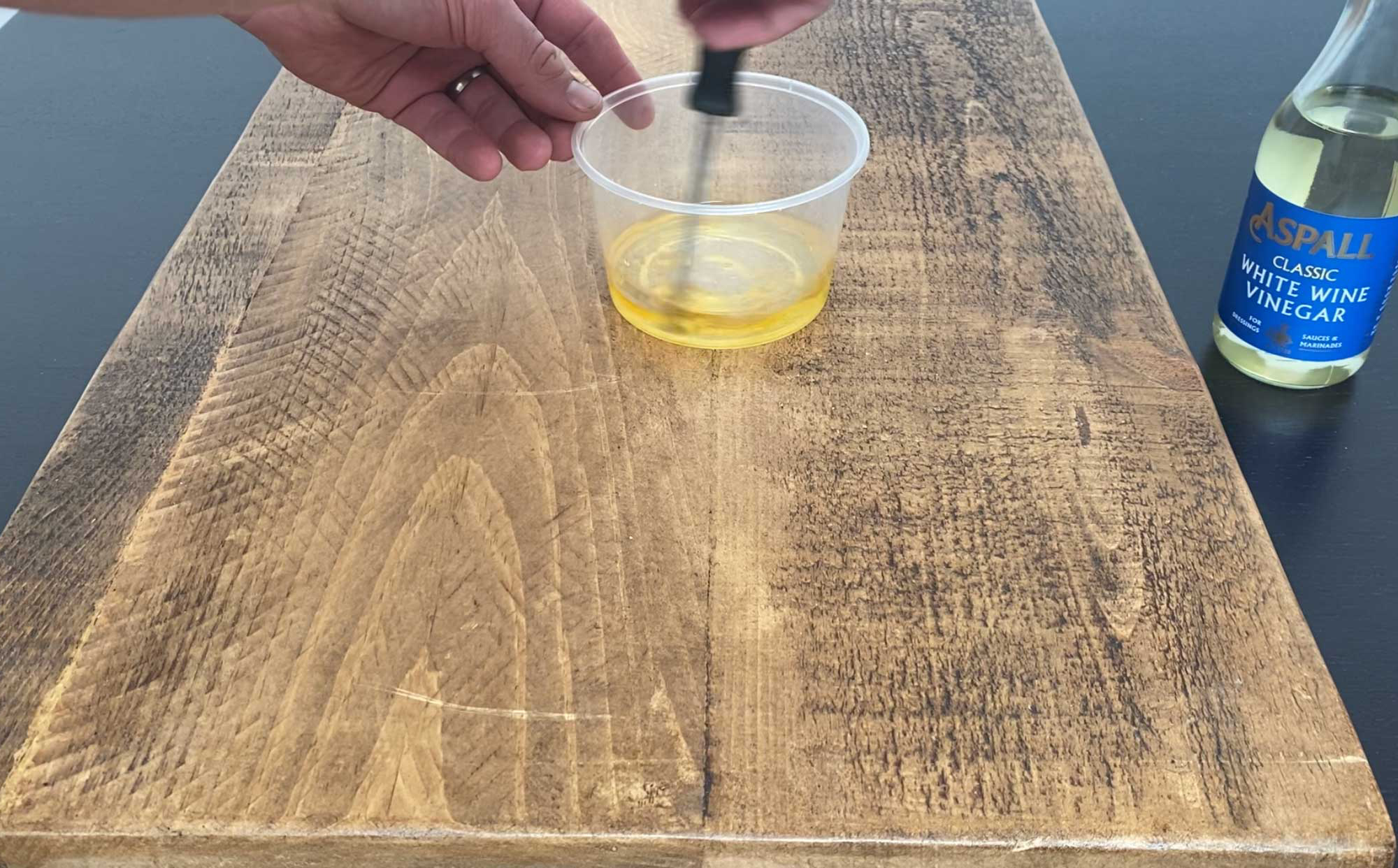 How to Remove Scratches on a Dining Table With White Wine Vinegar & Olive Oil - Step1