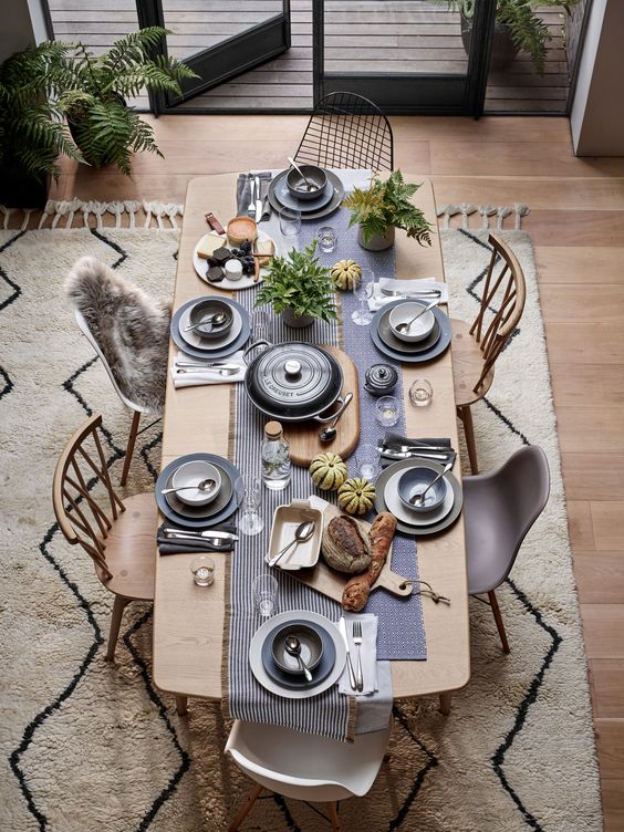 Laid Back Dining Table Setup