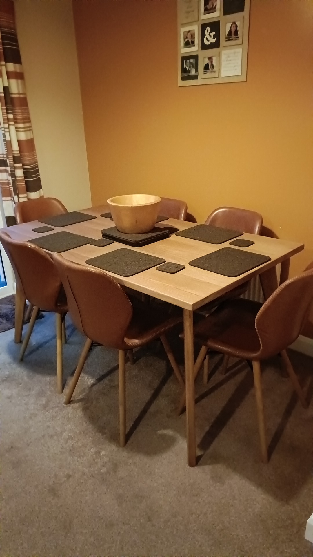 Extendable Light Solid Oak Scandinavian Dining Table | Grain & Frame