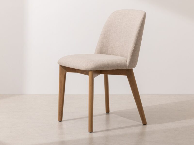 Grain and Frame   Light Solid Oak Dining Chair 03 with Oatmeal Linen 1