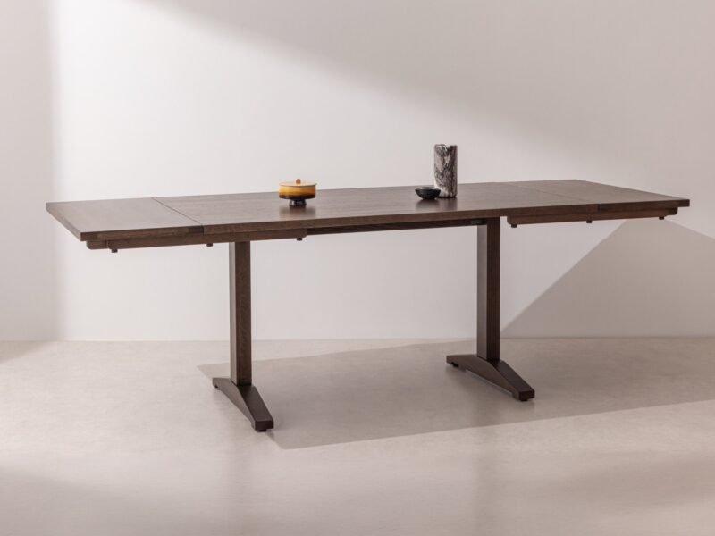 Dark solid oak Dining Table 02