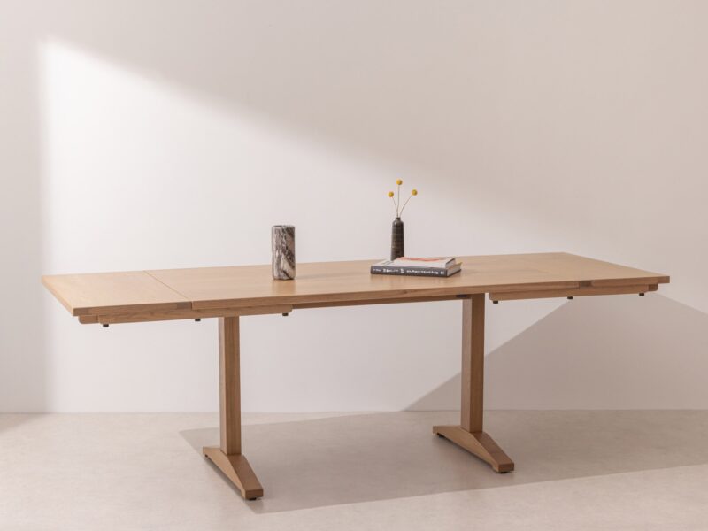 Light solid oak Dining Table 02, extended with two leaves